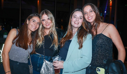  Marijó Rojas, Regina Solana, Marisol González y Sofi Villanueva.