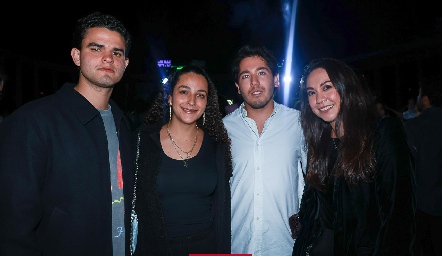  Aldo Pizzuto, Ana Gaby Villalba, Raúl Suárez y Ale Loredo.