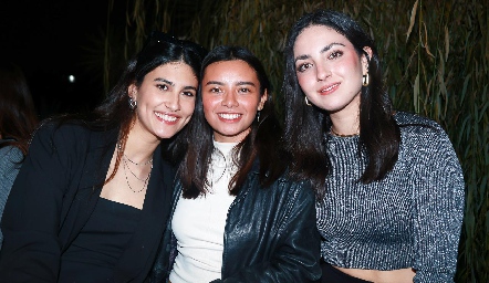  Natalia Gárate, Alejandra Cedillo y Ana Marta Ocaña.