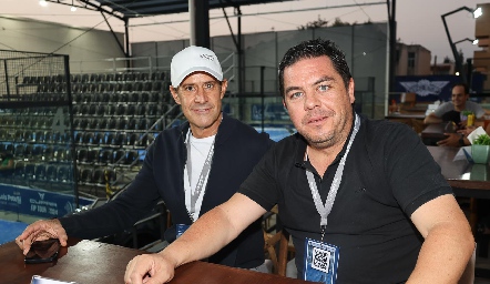  Gildo Gutiérrez y Luis Manuel Abella.