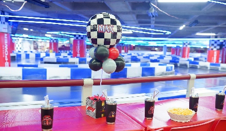  Celebración a nivel de pista de Gokartmania.