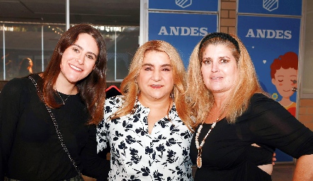  Alejandra Román, Carmenchu y Silvia Foyo.