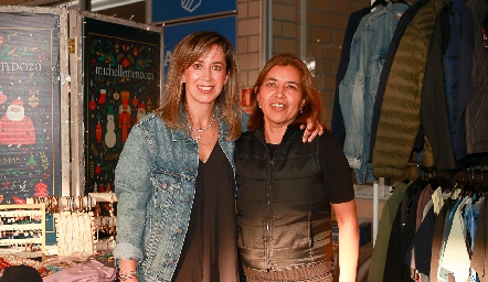  Michelle Mendoza y Brenda Ávila.