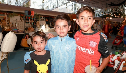  Franco, Juanqui y Thiago.