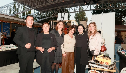  Josué Maldonado, Carmen Villegas, Claudia Suárez, Magdalena de la Garza, Christiane Esper y Jessica Villarreal.