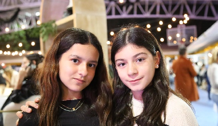  Priscila González y Sabina González.