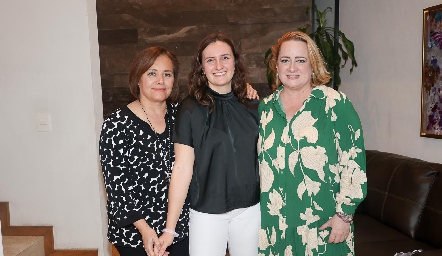  Marisa Monjarás, Karla Gil y Angélica Díaz.