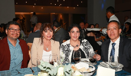  Rene Andrade,  Irma Navarro y Raúl Ochoa.