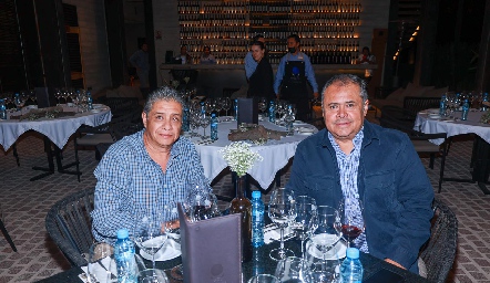  Gustavo Alaya y Juan Carlos Banda.