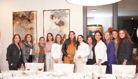  Georgina Benavente, Claudia Quijano, Adriana González, María del Carmen Stevens, Rocío Alcalde, Marianela Villasuso, Paola Córdova, Aranza Rodríguez, Marcela de la Maza, Maritere Meade, Paty Macías y Marianela Villanueva.