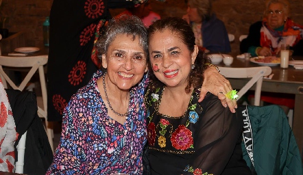  Lupita Lobo y Yadira Rivera.