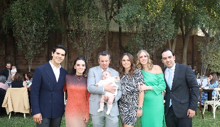  Mauricio Tobías, Adriana Olmos, Eduardo Zermeño, Rafael Olmos Velasco, Marianne Velasco, Ingrid Velasco y Rafael Olmos.