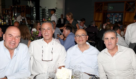  Enrique Portillo, Rodolfo Rivera, Juan Romo y Eduardo Gómez Garza.