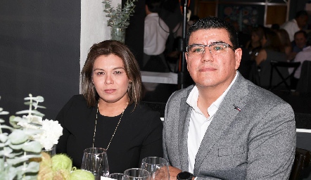  Marco López y Lorena Hernández.