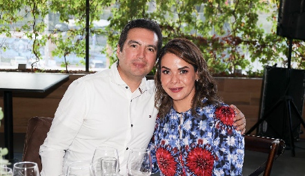  Marcela Olivo y Alejandro Alvarado.