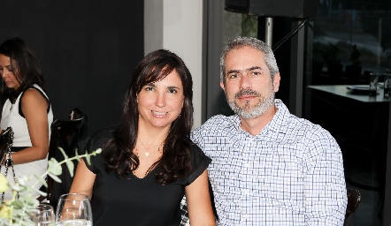  Cinthia Alcalde y Alejandro Brestfelder.