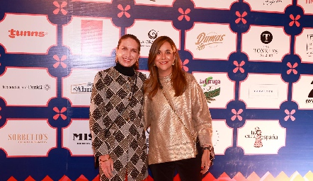  Cecilia Padrón y Carmen Robles.