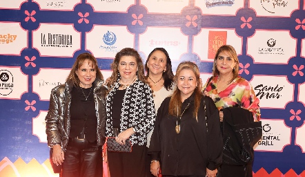  Martha Hernández, Claudia Abud, Edda Gocher, Betty Molina y Lupita Urbina.