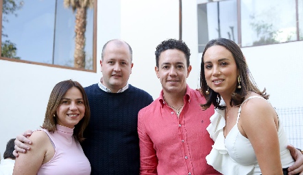  Daniela Mézquida, Ricardo González, Caro Silva y Chino Romo.