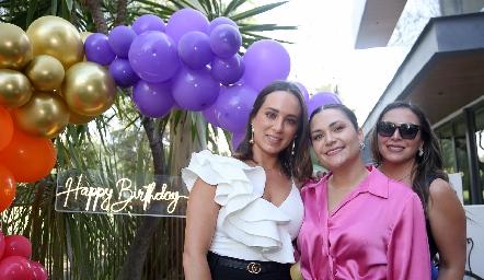  Caro Silva, Ana Curiel y Nathalie Morgenthaler.