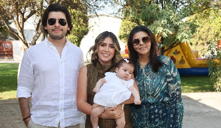  Gerardo Bocard, María José Bocard, Fernanda Martínez Duarte y Paty Valadés.