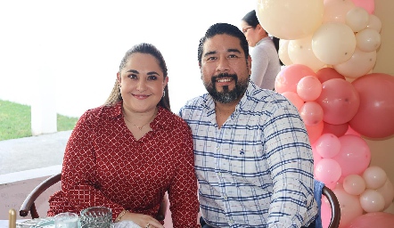  Alfredo Solís y Marcela Acosta.