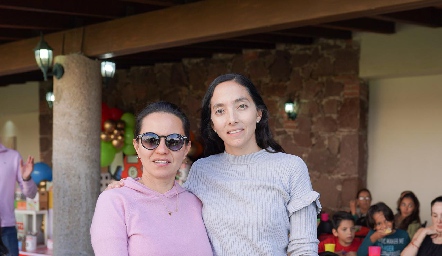  Mónica Estrada y Mónica Villanueva.