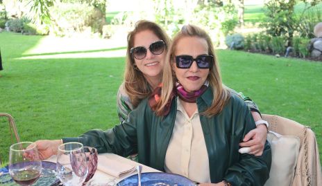  Alba Altamirano y Mimí Hinojosa.