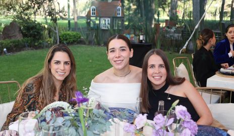  Paulina Aguirre, Michell Cano y Montse Anaya.