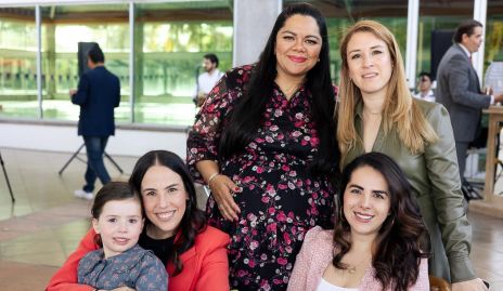  María Ibargueingoitia, Roxana Agundiz, Martha Acevedo y Karla Puente.