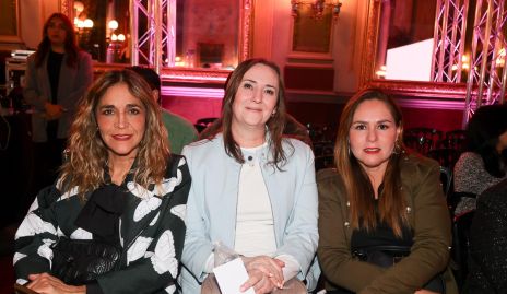  Claudia Ramos, Paty Flores y Anali García.