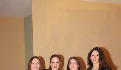  Andrea Naya, Daniela Hernández, Danis Martínez y Erika González.