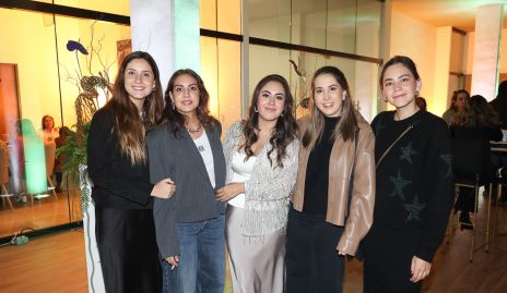  Miriam Díaz Infante, Isa Castelo, Paulina Gómez, Mónica Torres y Bárbara Mahbub.