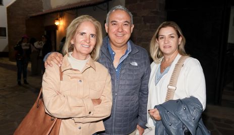  Ivette Coulon, Jorge Villarreal y Maricarmen Pizzuto.