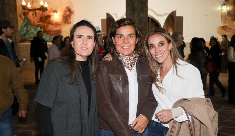  María José Arenas, Alejandra Alcalde y Daniela Llano.