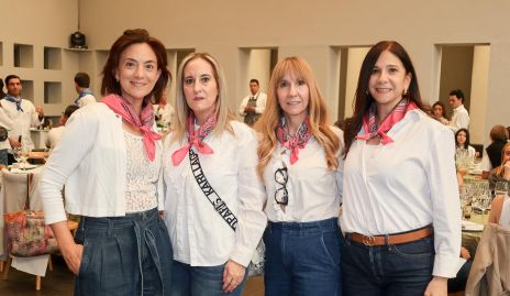  Paty Macías, Ximena Ocejo, Fernanda Ocejo y Rosemary de Mendizábal.