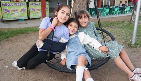  María Inés Del Valle, Anabel Valle y Leyre Gallegos.