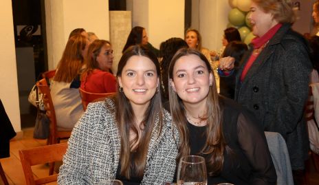  Gabriela González y Marisol González.