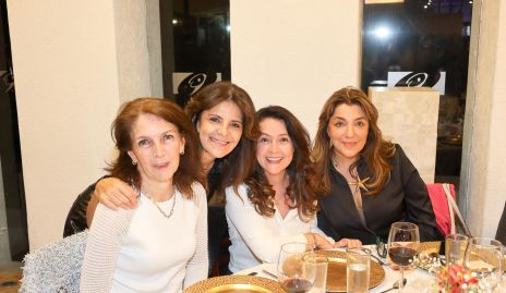  Claudia Canales, Patricia Silos, Martha López y Nuria Lozano.