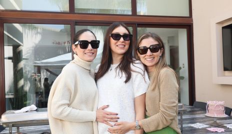  Mariana Rodríguez, Lili Medina y Elizabeth Treviño.