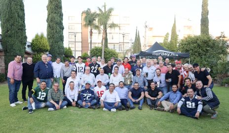 Los amigos del Americano, celebraron Thanks Giving.