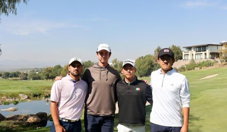  Frank Cabeza, Nicolás López, Joshua Hong y Miguel Anaya.