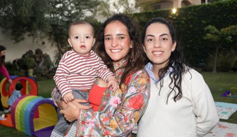  Isabela Torres y Ale Zepada con Alonso.