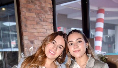 Adriana Zapata y Mariana Zapata.