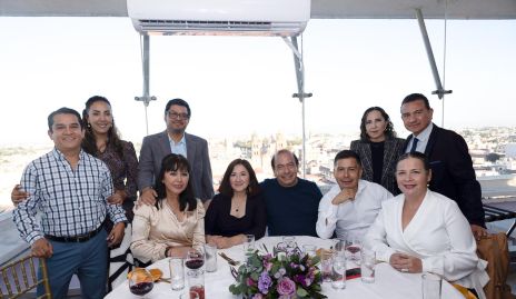  Alma Rodríguez, Mario Moreno, Raúl Ochoa, Irma Navarro, Susana Juárez, Abel Salazar, Manuel Mendoza Huerta, Mari Carmen López Sierra, Juliana Montes Ávila y José Manuel Zamarripa Leyva.