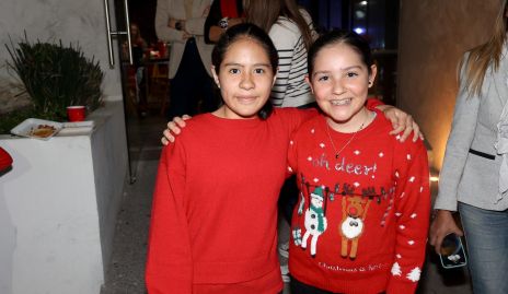  Alexa Esparza Flores e Ivana Leyva.