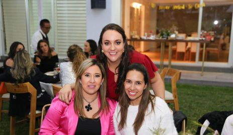  Eli Mejía, July Garelli y Paty Martell.