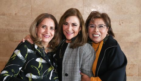  Martha Acevedo, Gladis Castellanos y Carmelita Vázquez.