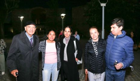  Reinol Zamudio, Azul Zamudio, Rosalía Zamudio, Guadalupe Alvarado y Pablo Gómez.