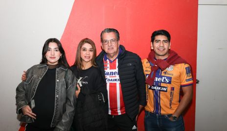  Paloma Siller, Claudia Trejo, Memo Siller y Diego Cruz.